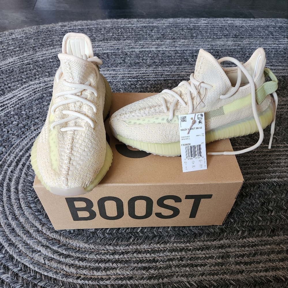 Yeezy Boost 350 v2 flax yellow sneakers 6 7